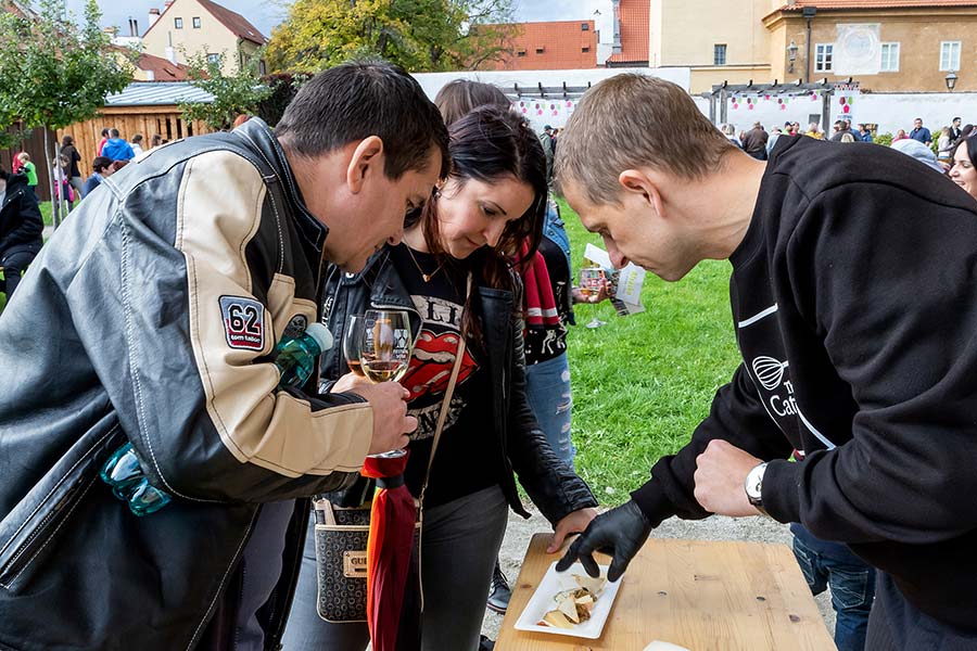 Saint Wenceslas Celebrations and International Folk Music Festival 2019 in Český Krumlov, Saturday 28th September 2019