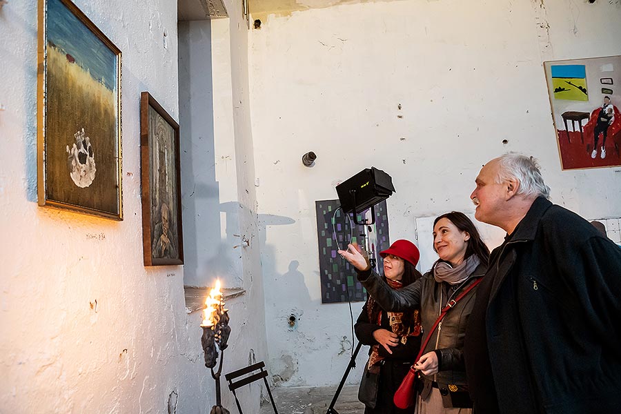 Český Krumlov - město výtvarného umění, vernisáž výstavy místních výtvarníků, Kulturní centrum Prádelna 15.11.2019