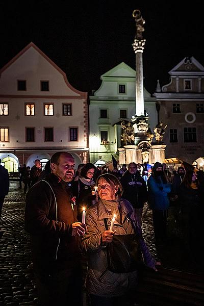 30 let po sametu - setkání lidí dobré vůle k připomenutí 30. výročí Sametové revoluce v Českém Krumlově, 17.11.2019