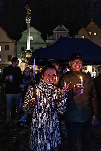 30 let po sametu - setkání lidí dobré vůle k připomenutí 30. výročí Sametové revoluce v Českém Krumlově, 17.11.2019