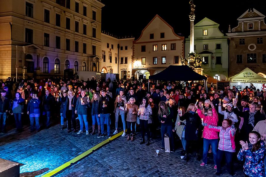 30 let po sametu - setkání lidí dobré vůle k připomenutí 30. výročí Sametové revoluce v Českém Krumlově, 17.11.2019