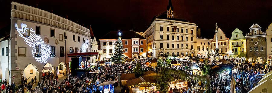 1. adventní neděle - otevření Adventu spojené s rozsvícením vánočního stromu, Český Krumlov 1.12.2019