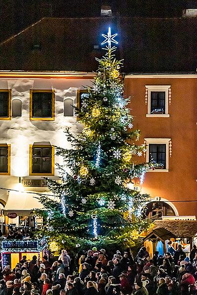 1. adventní neděle - otevření Adventu spojené s rozsvícením vánočního stromu, Český Krumlov 1.12.2019