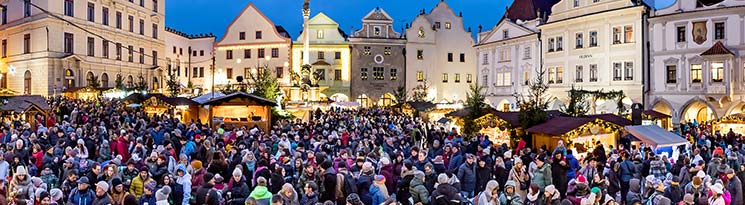 1. adventnÃ­ nedÄle - otevÅenÃ­ Adventu spojenÃ© s rozsvÃ­cenÃ­m vÃ¡noÄnÃ­ho stromu, ÄeskÃ½ Krumlov 1.12.2019