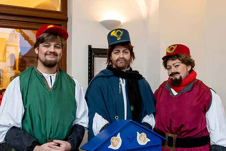 Ježíškův poštovní úřad U Zlatého anděla a příjezd Bílé paní v Českém Krumlově 8.12.2019