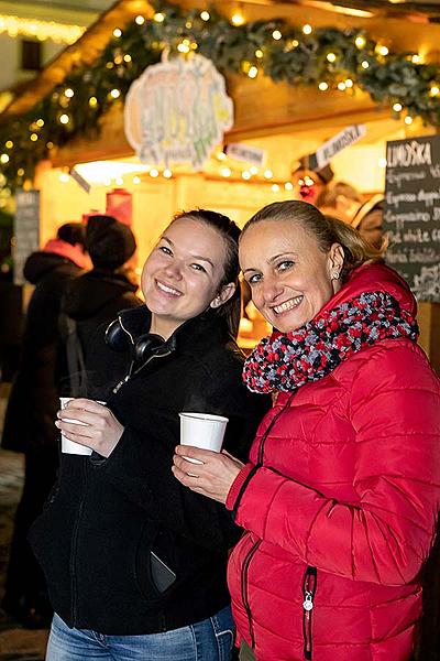 Jesuleins Postamt Zum Goldenen Engel und Ankunft der Weißen Frau in Český Krumlov 8.12.2019