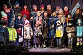 Joint Singing by the Christmas Tree, 3rd Advent Sunday in Český Krumlov 15.12.2019, photo by: Lubor Mrázek