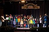 Gemeinsames Singen am Weihnachtsbaum, 3. Adventssonntag in Český Krumlov 15.12.2019, Foto: Lubor Mrázek