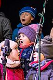 Gemeinsames Singen am Weihnachtsbaum, 3. Adventssonntag in Český Krumlov 15.12.2019, Foto: Lubor Mrázek