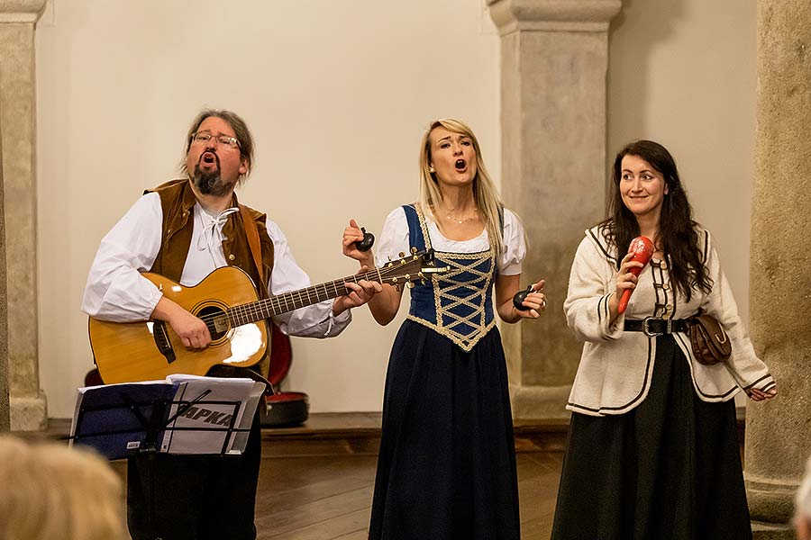 Kapka - Traditional Christmas concert of local folk band in Český Krumlov 15.12.2019