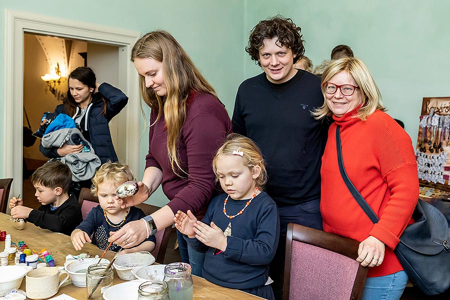 4. adventní sobota v klášterech a rozdávání betlémského světla v Českém Krumlově 21.12.2019
