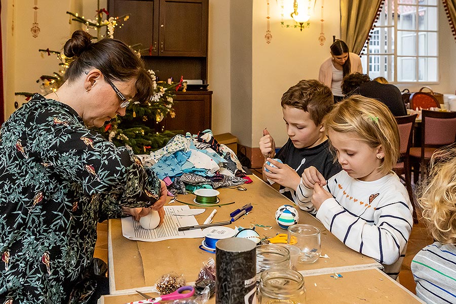 4. Adventssamstag in den Klöstern und Verteilung des Bethlehemslichts in Český Krumlov 21.12.2019