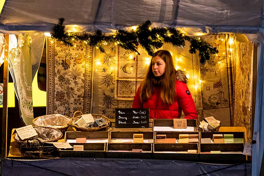 Nesem vám písničky - 4. adventní neděle v Českém Krumlově 22.12.2019