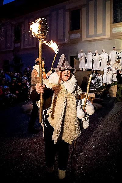 Live Nativity Scene in Český Krumlov 23.12.2019