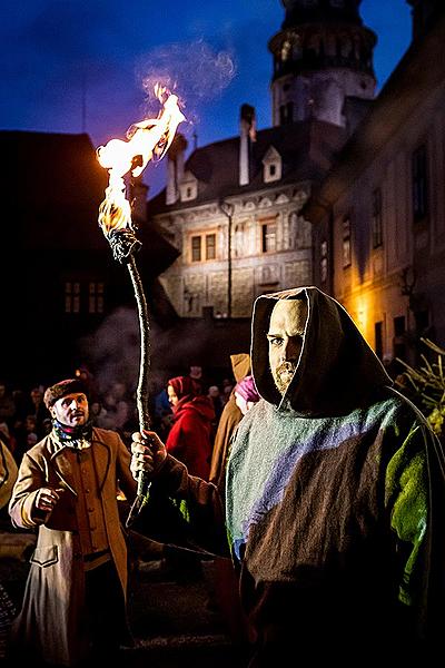 Live Nativity Scene in Český Krumlov 23.12.2019