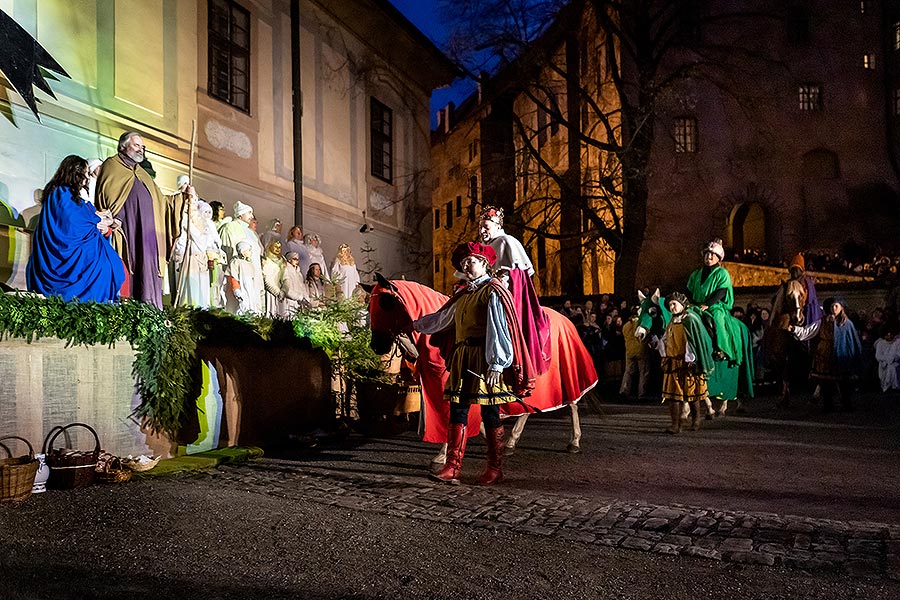 Live Nativity Scene in Český Krumlov 23.12.2019