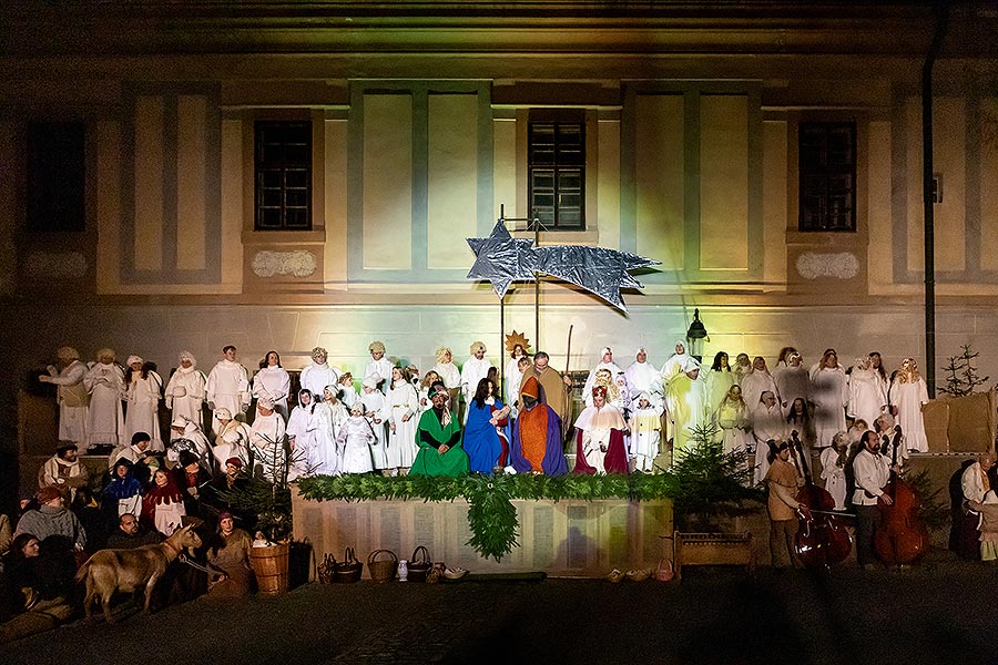 Live Nativity Scene in Český Krumlov 23.12.2019