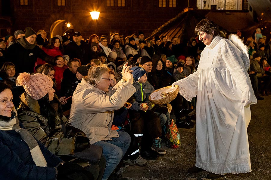 Live Nativity Scene in Český Krumlov 23.12.2019