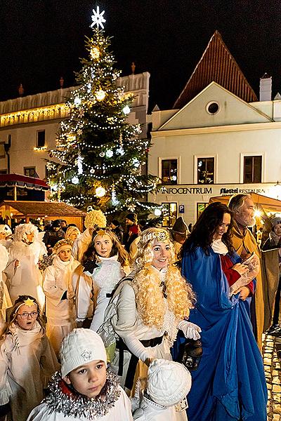 Live Nativity Scene in Český Krumlov 23.12.2019