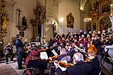 Konzert in der Klosterkirche - Streichorchester Český Krumlov, Krumauer Kammerorchester und Gemischter Sängerchor Perchta - „Hej Mistře!“ Böhmische Hirtenmesse J. J. Rybas in Český Krumlov 26.12.2019, Foto: Lubor Mrázek