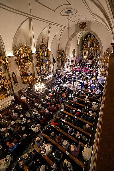 Concert at the Monastery Church - Český Krumlov String Orchestra, Krumlov Chamber Orchestra and Mixed Singing Choir Perchta – “Hej Mistře!” – Bohemian Christmas Mass by J. J. Ryba in Český Krumlov 26.12.2019