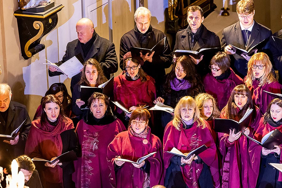 Konzert in der Klosterkirche - Streichorchester Český Krumlov, Krumauer Kammerorchester und Gemischter Sängerchor Perchta - „Hej Mistře!“ Böhmische Hirtenmesse J. J. Rybas in Český Krumlov 26.12.2019