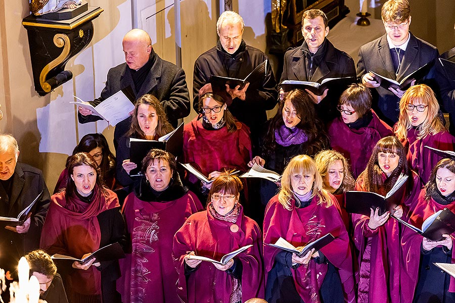 Konzert in der Klosterkirche - Streichorchester Český Krumlov, Krumauer Kammerorchester und Gemischter Sängerchor Perchta - „Hej Mistře!“ Böhmische Hirtenmesse J. J. Rybas in Český Krumlov 26.12.2019