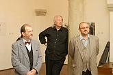 1. května 2004, 17.00 hodin - Vernisáž výstavy České křižovatky na cestě do Evropy, Galerie DOXA, foto: Lubor Mrázek 