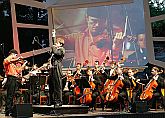 16. Juli 2004 - Pavel Šporcl – Geige, Prager Philharmonia, Internationales Musikfestival Český Krumlov, Bildsquelle: © Auviex s.r.o., Foto: Libor Sváček 