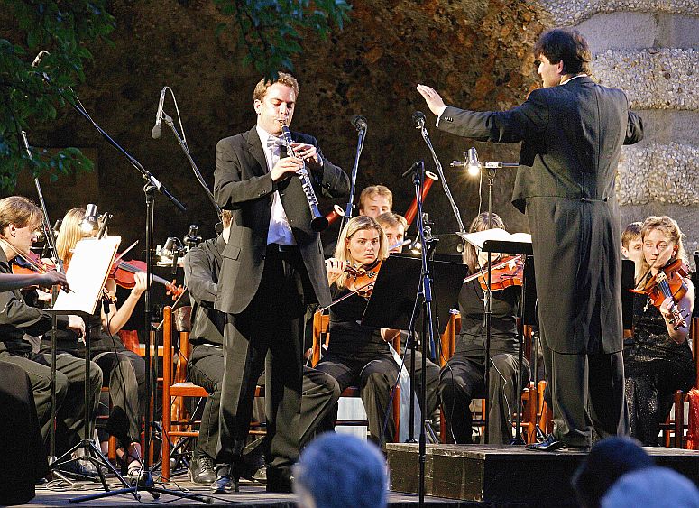 6. srpna 2004 - vítězové mezinárodních soutěží 2003, Mezinárodní hudební festival Český Krumlov, zdroj: © Auviex s.r.o., foto: Libor Sváček