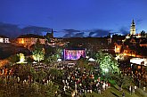 13. August 2004 - Čechomor und das Kollegium der Tschechischen Philharmoniker - Die Verwandlungen, Internationales Musikfestival Český Krumlov, Bildsquelle: © Auviex s.r.o., Foto: Libor Sváček 