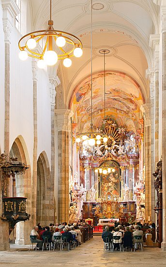 15. srpna 2004 - Pavel Kohout - varhanní recitál, Klášterní kostel Zlatá Koruna, Mezinárodní hudební festival Český Krumlov, zdroj: © Auviex s.r.o., foto: Libor Sváček