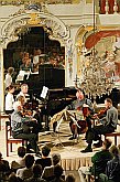 12. August 2004 - Roy Howat (Grossbritanien) – Klavier, Panoch-Quartett, Internationales Musikfestival Český Krumlov, Bildsquelle: © Auviex s.r.o., Foto: Libor Sváček 