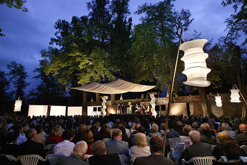 14. srpna 2004 - Barokní noc s Antoniem Vivaldim, Mezinárodní hudební festival Český Krumlov, zdroj: © Auviex s.r.o., foto: Libor Sváček