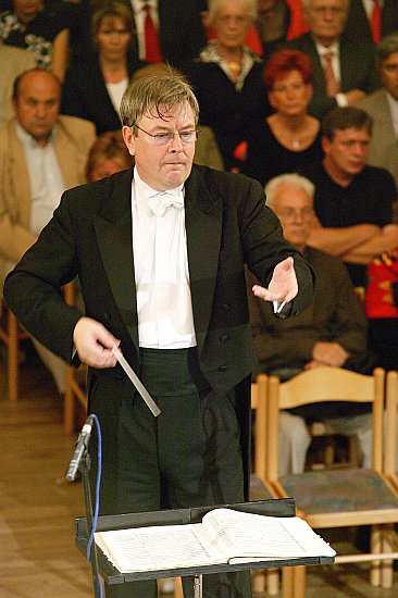 21. August 2004 - Bedřich Smetana: Má vlast (Mein Vaterland), Staatsphilharmonie Brno (Brünn), Dirigent: Petr Altrichter, Kammerorchester von Bohuslav Martinů, Internationales Musikfestival Český Krumlov, Bildsquelle: © Auviex s.r.o., Foto: Libor Sváček