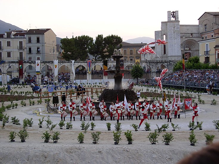 Krumlovští v italské Sulmoně, 29.7. - 1.8.2004, zdroj: archív souborů Krumlovští pištci a Fioretto