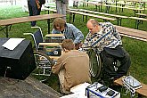 Vorbereitungen vor dem Beginn der Veranstaltung, Fotogalerie des Tages mit Handicap - Tages ohne Barrieren, Český Krumlov, 11. 9. 2004, Foto: Lubor Mrázek 