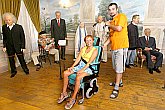 Individuelle Besichtigungen der touristischen Attraktionen der Stadt, Fotogalerie des Tages mit Handicap - Tages ohne Barrieren, Český Krumlov, 11. 9. 2004, Foto: Lubor Mrázek 