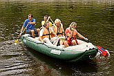 Stadtbesichtigung vom Wasserspiegel, Fotogalerie des Tages mit Handicap - Tages ohne Barrieren, Český Krumlov, 11. 9. 2004, Foto: Lubor Mrázek 