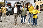 Libor Frýba, Pavel Slavko, Jiří Škarvada 2x, Den s handicapem - lidé 'za scénou', Český Krumlov 11. září 2004, foto: Lubor Mrázek 