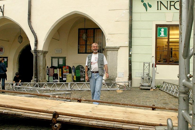 Miroslav Votřel, Leute 'hinter den Kulissen', Fotogalerie des Tages mit Handicap - Tages ohne Barrieren, Český Krumlov, 11. 9. 2004, Foto: Lubor Mrázek