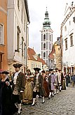 St.-Wenzels-Fest 2004 - Winzer- und Bierbrauerzug durch die Stadt, Foto: © Lubor Mrázek 