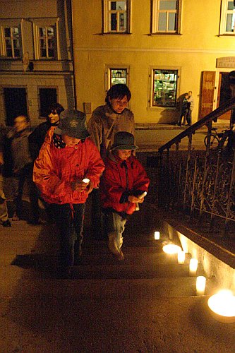 St.-Wenzels-Fest 2004 - Besichtigung der Kirche St. Veit und feierliches Konzert anlässlich des St.-Wenzels-Festes, Foto: © Lubor Mrázek