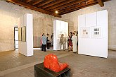 Vernisáž výstavy 12. ročníku Mezinárodní galerie keramické tvorby, 1.5.2005, foto: © 2005 Lubor Mrázek 