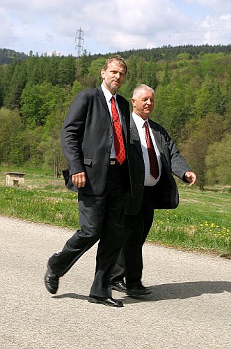 Přesun z Rájova do Zlaté Koruny, oslavy 60. výročí konce 2. světové války v regionu Český Krumlov, foto: © Lubor Mrázek