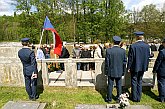 Pietní akt ve Zlaté Koruně, oslavy 60. výročí konce 2. světové války v regionu Český Krumlov, foto: © Lubor Mrázek 