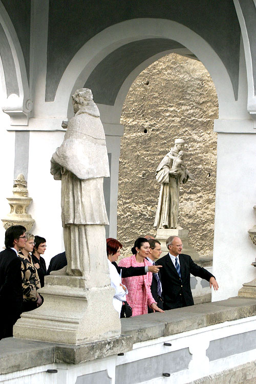 Návštěva velvyslankyně Rakouska v České republice J.E. Dr. Margot Klestilové-Löfflerové v Českém Krumlově, pohled na historické centrum města z Plášťového mostu, foto: © Lubor Mrázek