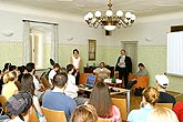 Setkání kanadských studentů a vyučujících se starostou města a zástupci městských organizací, Hotel U města Vídně, 2. května 2005, foto: © Lubor Mrázek 