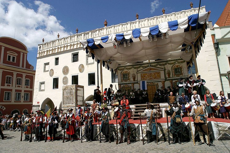 Slavnosti pětilisté růže 2005, 17. - 19. června 2005 - historické průvody, foto: © Lubor Mrázek