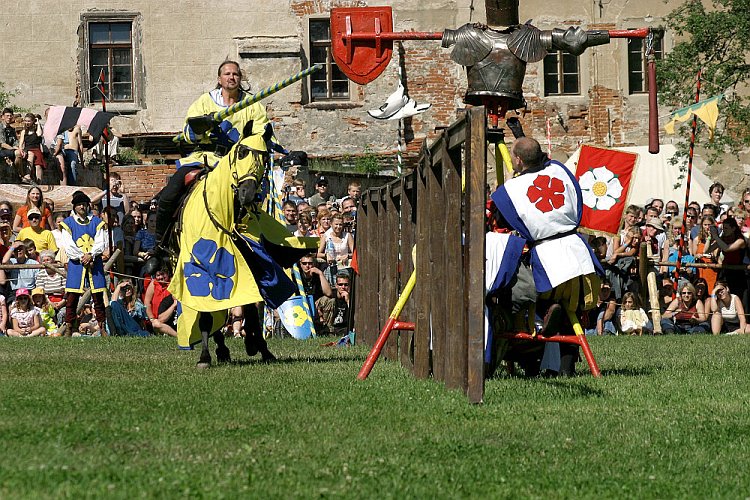 Slavnosti pětilisté růže 2005, 18. června 2005 - Turnaj růží, foto: © Lubor Mrázek